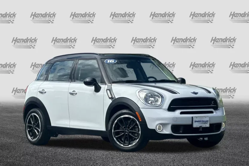 2016 Mini Countryman S photo 1