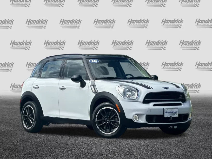 2016 Mini Countryman S photo 1