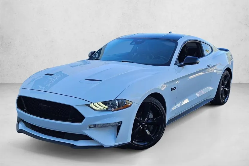 2022 Ford Mustang GT Premium photo 1