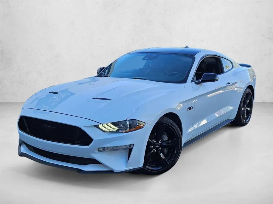 2022 Ford Mustang GT Premium photo 1