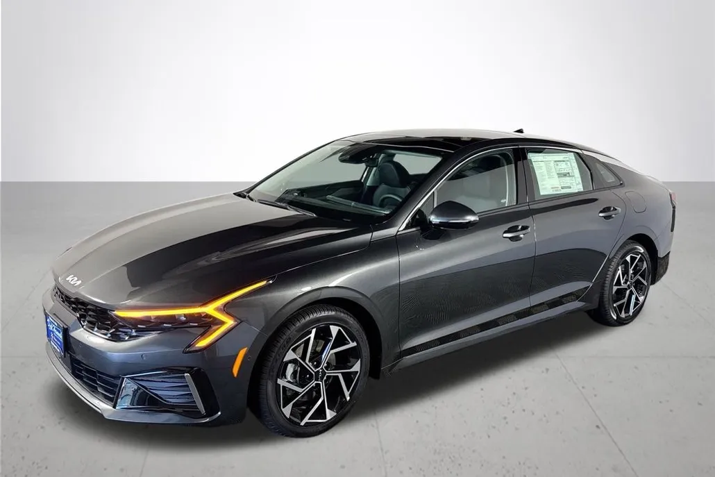 2025 Kia K5 EX photo 1