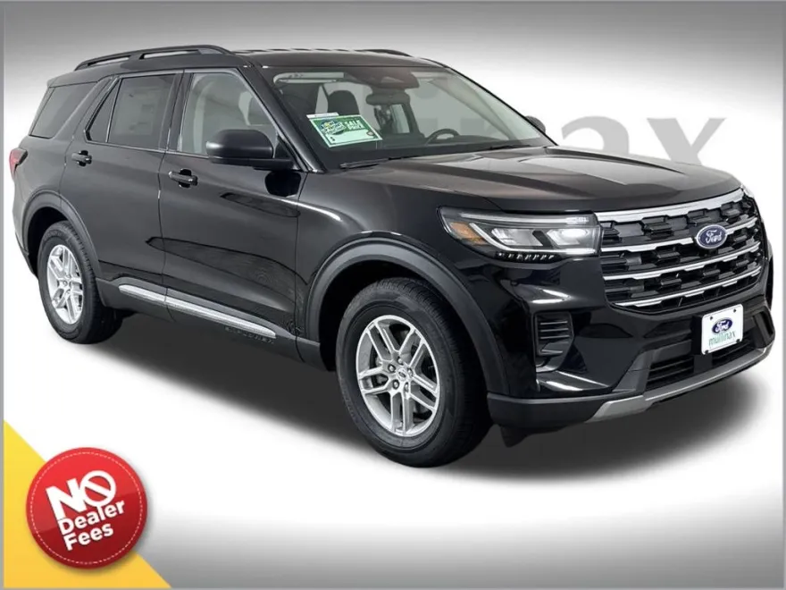 2025 Ford Explorer photo 1