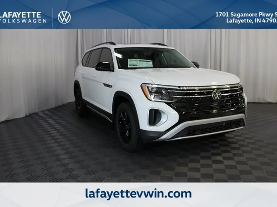 2025 Volkswagen Atlas Peak Edition SE photo 1