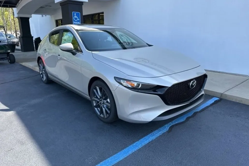 2025 Mazda Mazda3 Hatchback 2.5 s Preferred photo 1