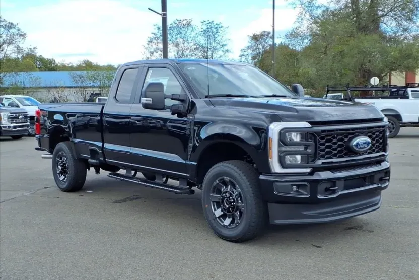 2026 Ford F-350 photo 1