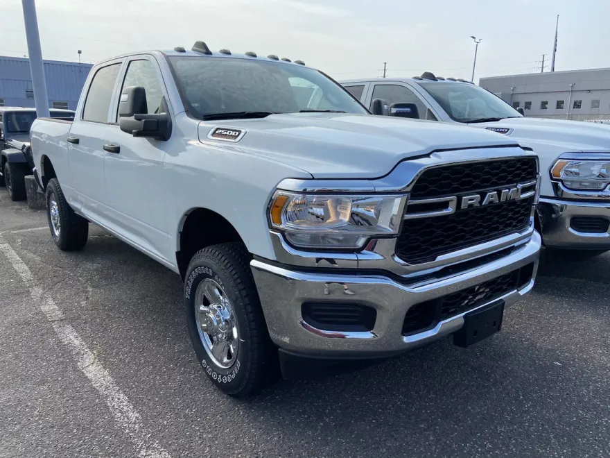 2024 Ram 2500 Tradesman photo 1