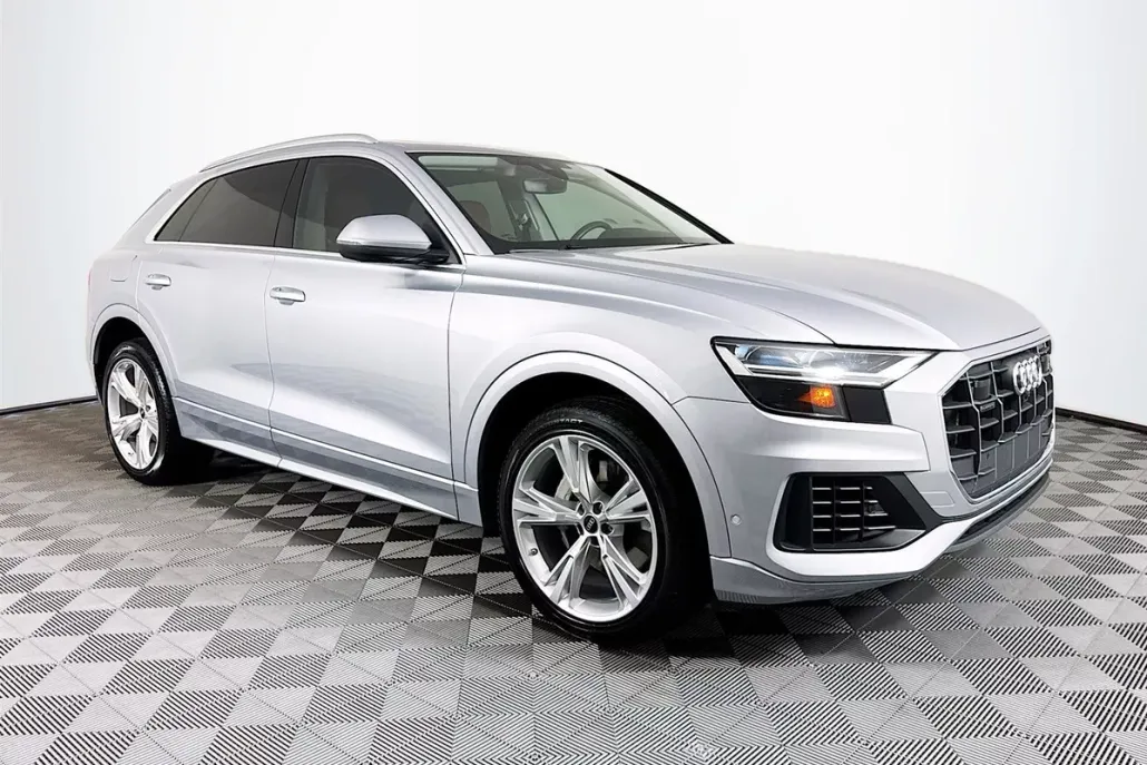 2022 Audi Q8 55 Premium Plus photo 1