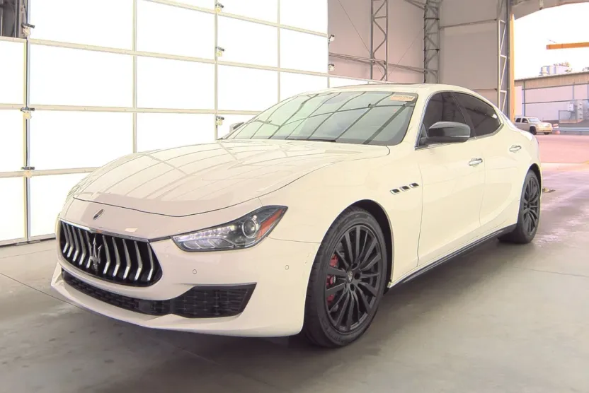 2020 Maserati Ghibli S Q4 photo 1