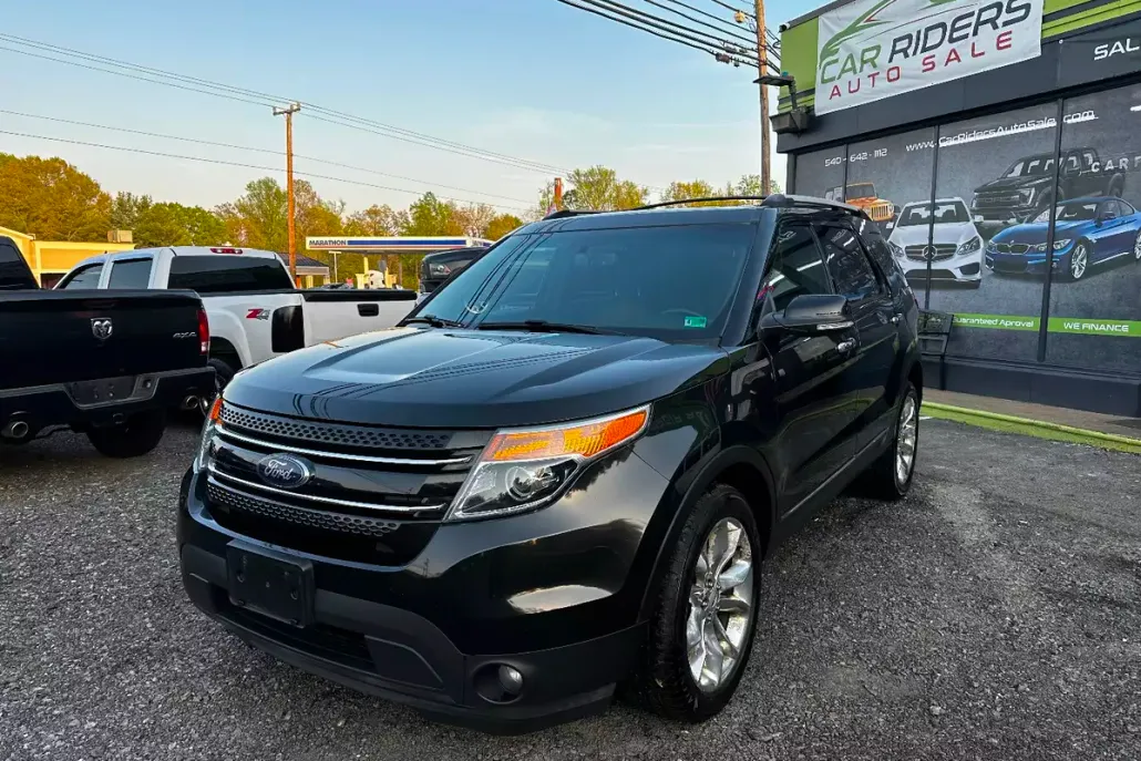 2015 Ford Explorer Limited photo 1