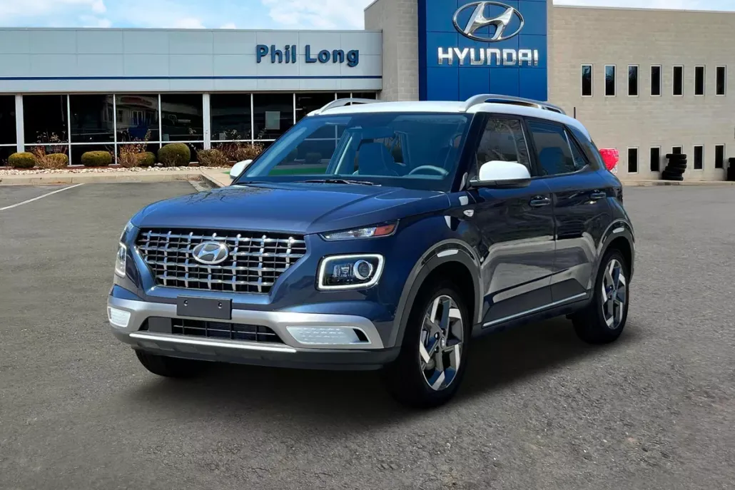 2025 Hyundai Venue Limited photo 1