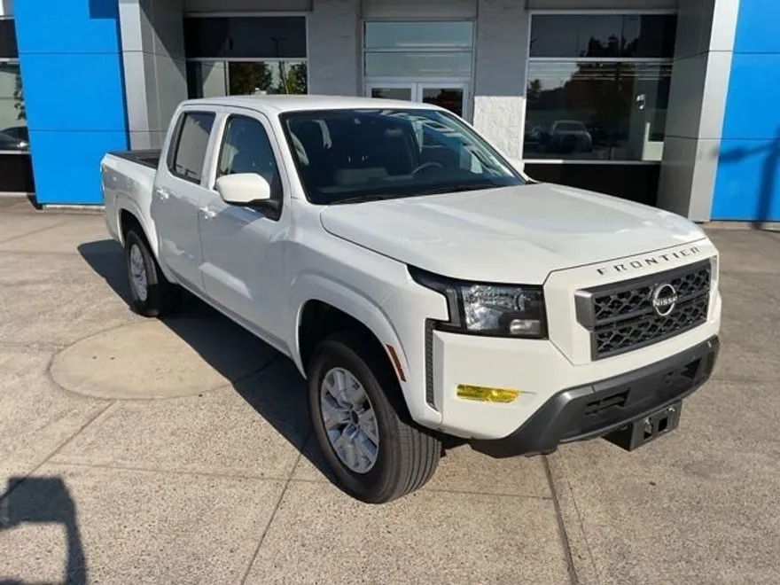 2022 Nissan Frontier SV photo 1