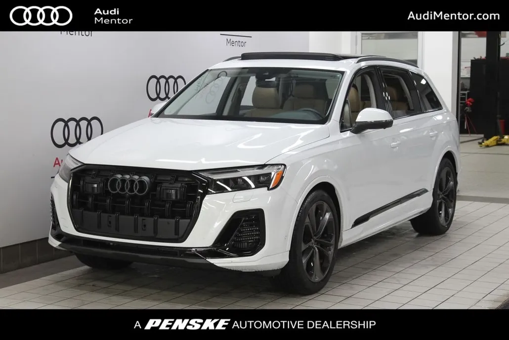 2025 Audi Q7 55 Premium Plus photo 1