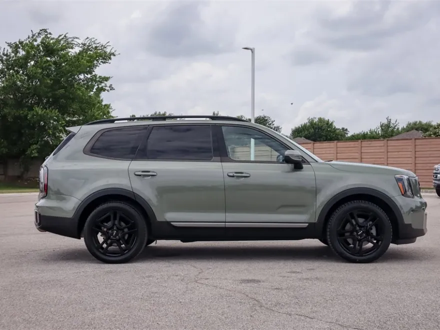 2023 Kia Telluride EX X-Line photo 1