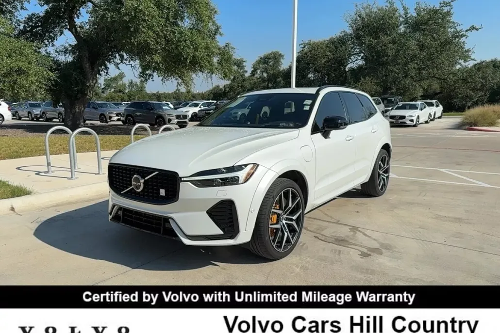 2024 Volvo XC60 Hybrid T8 Polestar photo 1