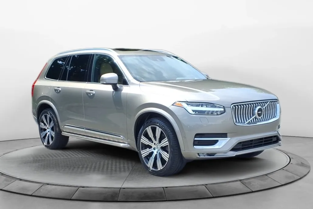 2022 Volvo XC90 T6 Inscription photo 1
