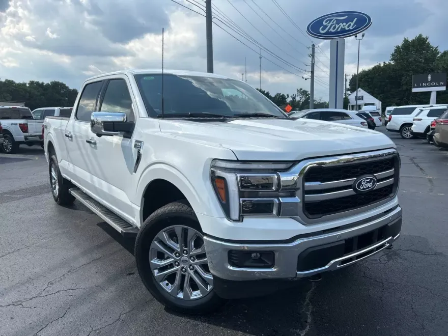 2025 Ford F-150 Lariat photo 1
