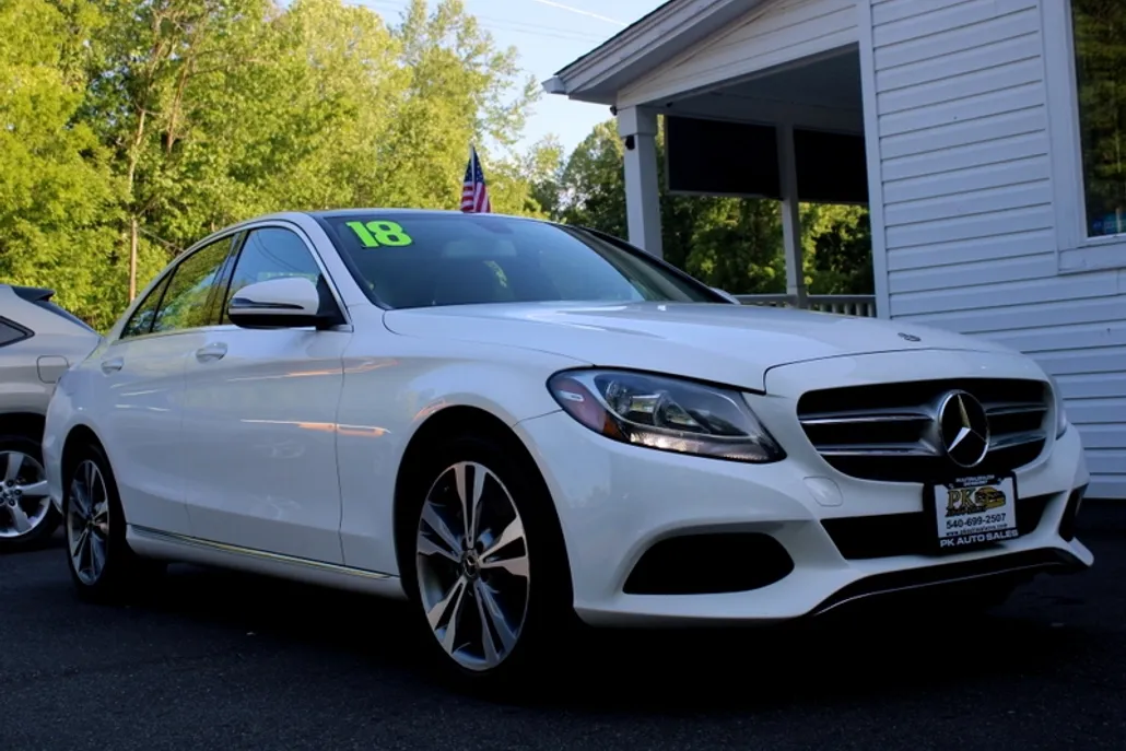 2018 Mercedes Benz C 300 4MATIC photo 1
