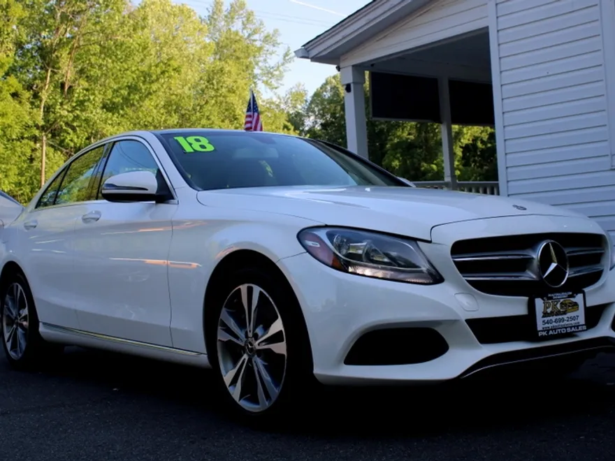 2018 Mercedes Benz C 300 4MATIC photo 1