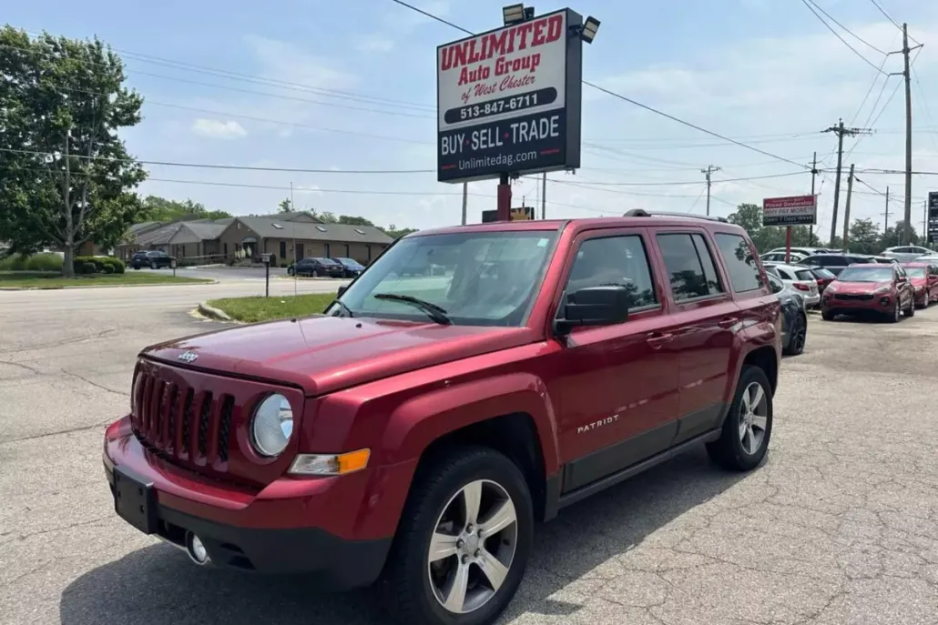 2017 Jeep Patriot High Altitude Altitude Edition Sport photo 1