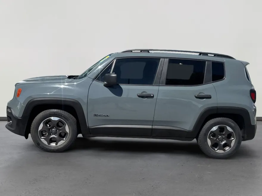 2017 Jeep Renegade Sport photo 1