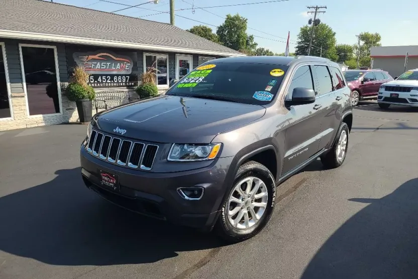 2015 Jeep Grand Cherokee Laredo photo 1