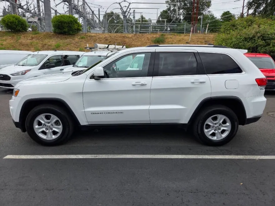 2015 Jeep Grand Cherokee Laredo photo 1
