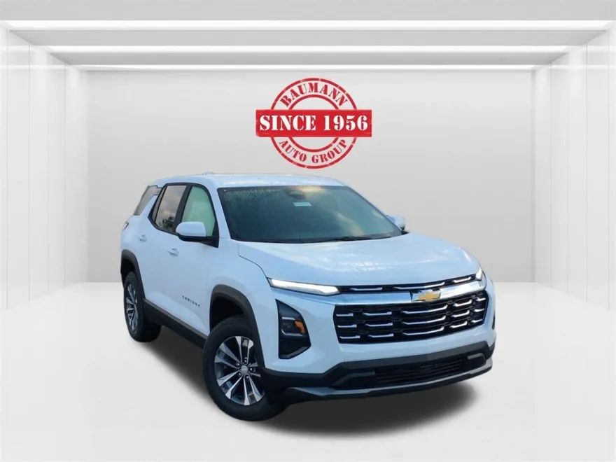 2026 Chevrolet Equinox LT photo 1