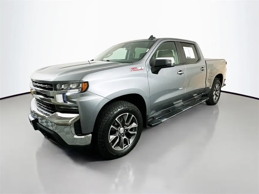 2021 Chevrolet Silverado 1500 LT photo 1