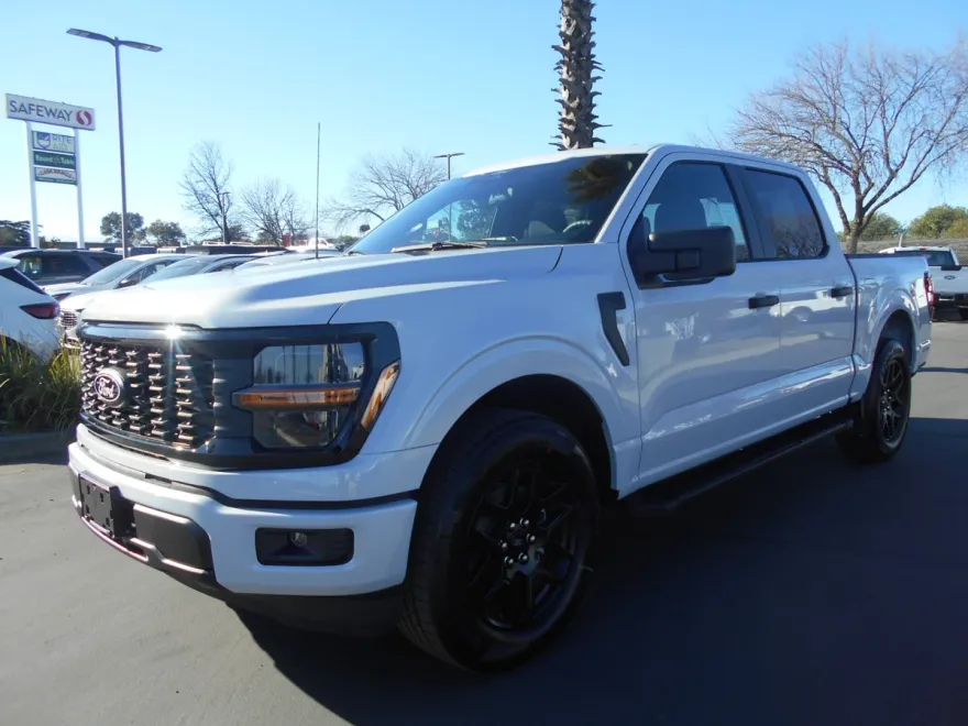 2025 Ford F-150 STX photo 1