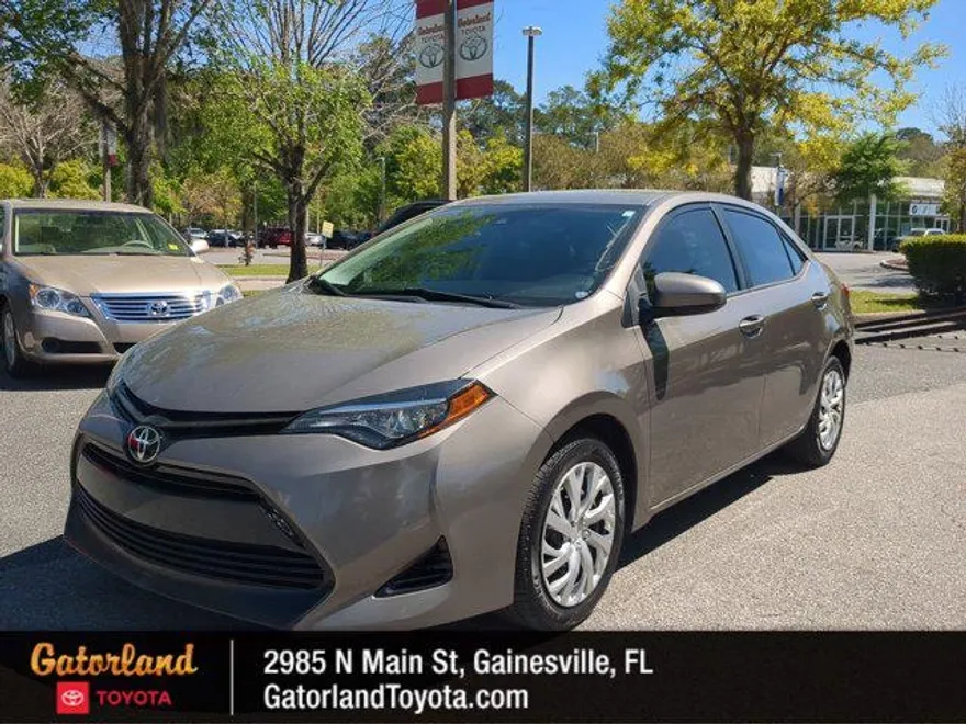 2019 Toyota Corolla XLE XSE photo 1