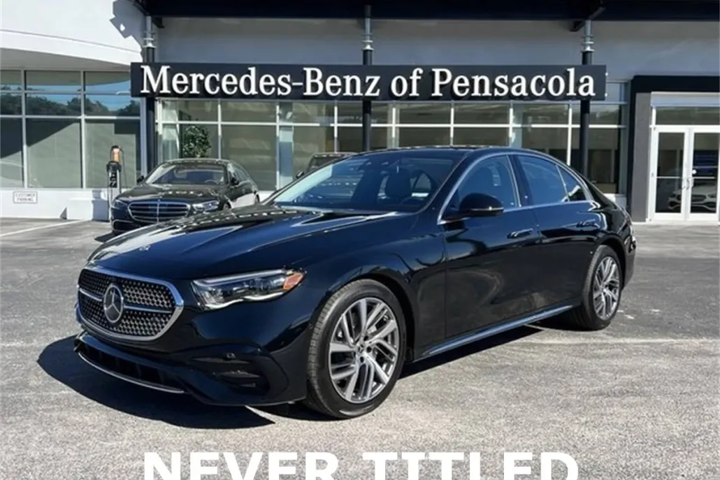 2024 Mercedes Benz E 350 4MATIC Sedan photo 1