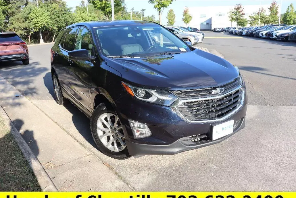 2020 Chevrolet Equinox LT photo 1