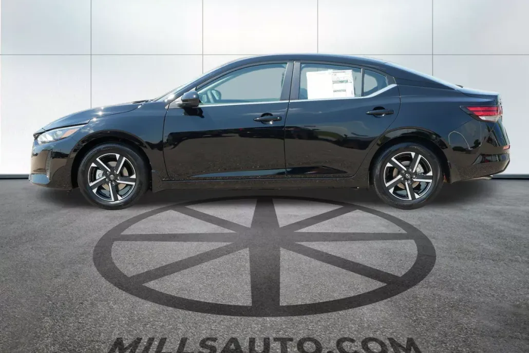 2025 Nissan Sentra SV photo 1