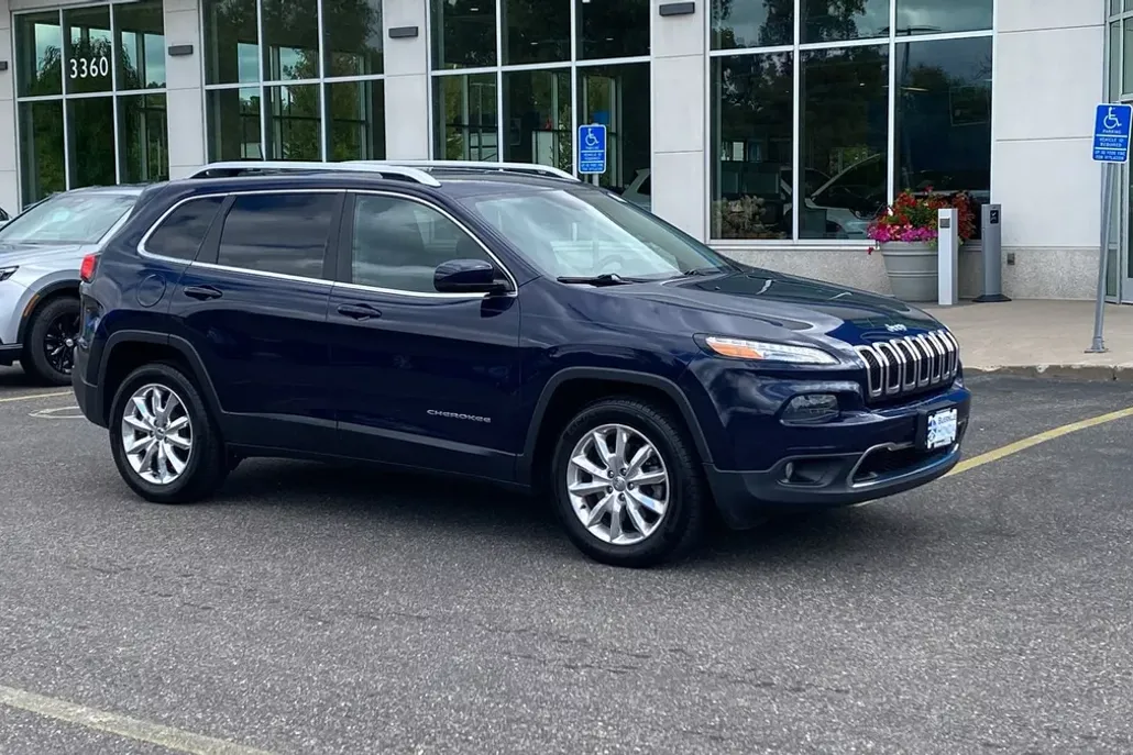 2016 Jeep Cherokee Limited photo 1