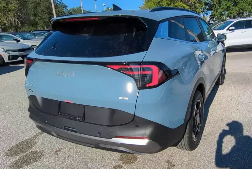 2026 Kia Sportage Hybrid EX photo 1