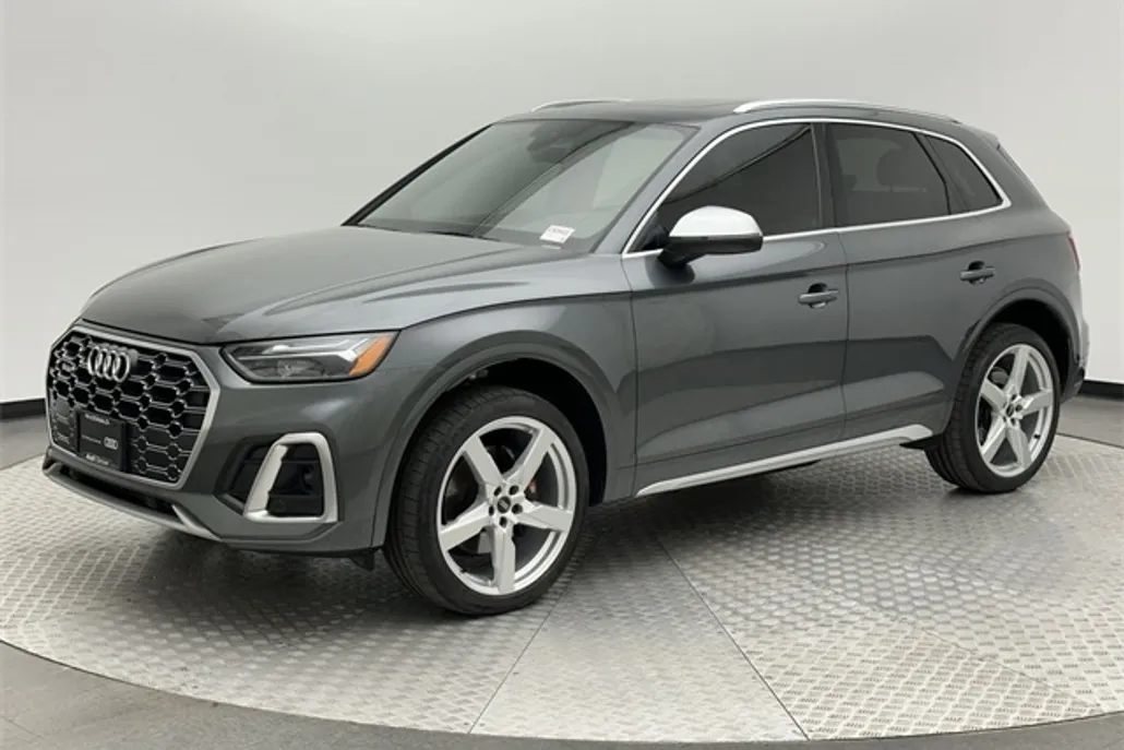 2022 Audi SQ5 Premium photo 1