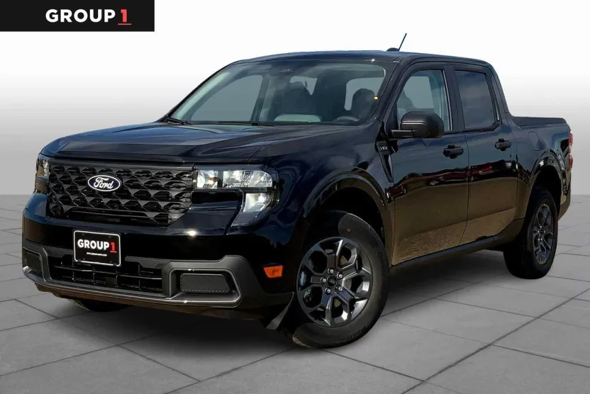 2025 Ford Maverick XLT photo 1
