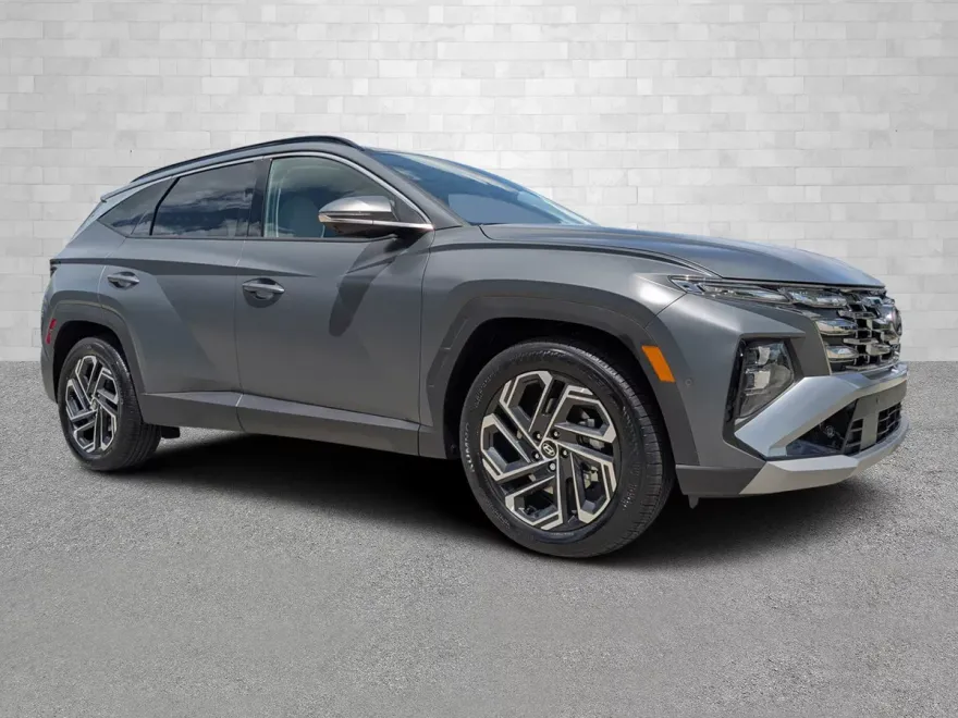 2025 Hyundai Tucson Limited photo 1