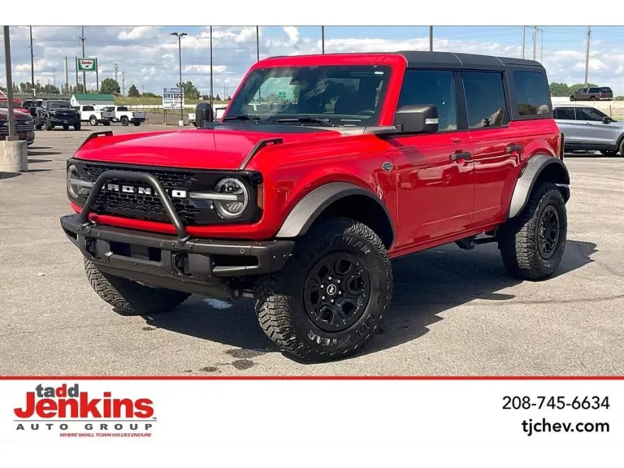2022 Ford Bronco Base photo 1