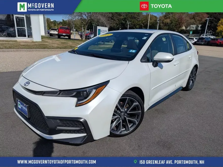 2022 Toyota Corolla SE photo 1