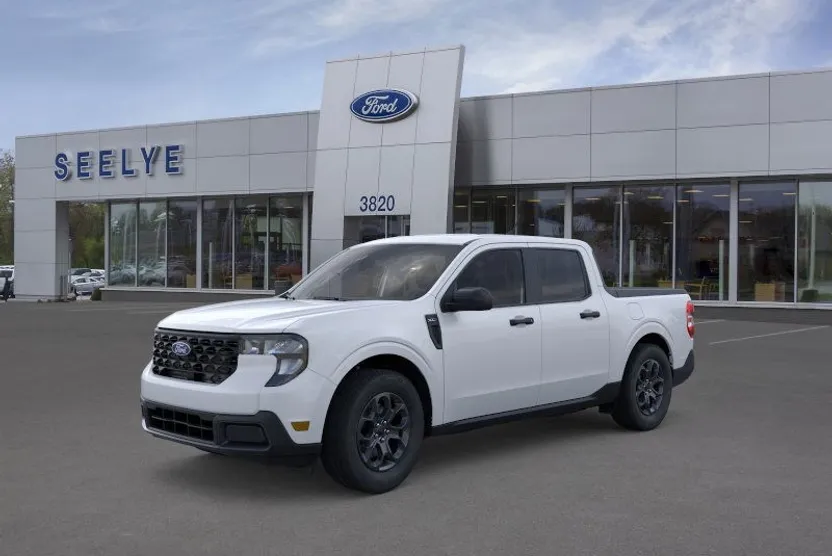 2025 Ford Maverick XLT photo 1