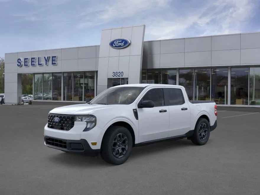 2025 Ford Maverick XLT photo 1