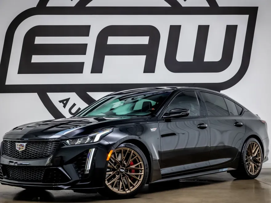 2024 Cadillac CT5 V Blackwing photo 1