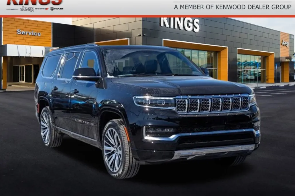 2024 Jeep Grand Wagoneer L III photo 1