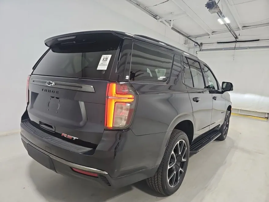 2022 Chevrolet Tahoe RST photo 1