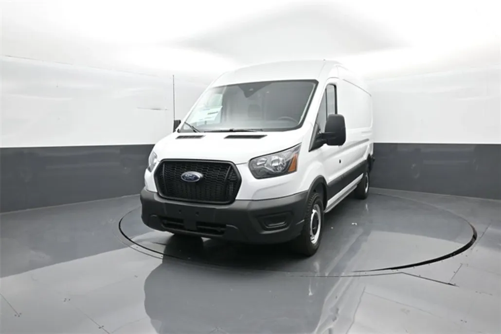 2025 Ford Transit photo 1