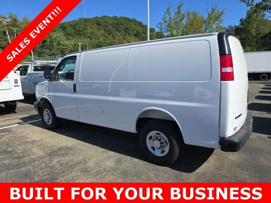 2025 Chevrolet Express 2500 Work Van Cargo photo 1