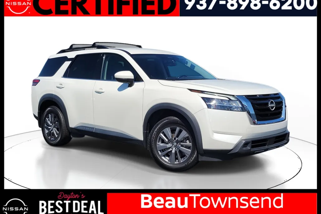 2022 Nissan Pathfinder SV photo 1