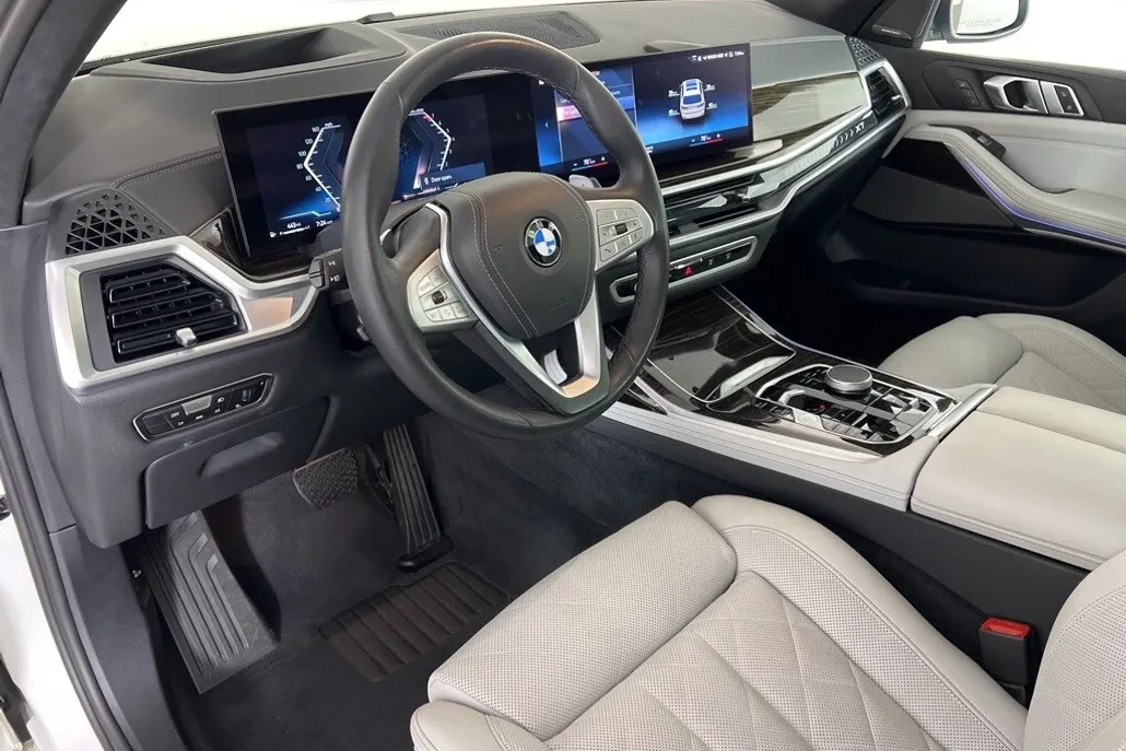 2023 Bmw X7 xDrive40i photo 1