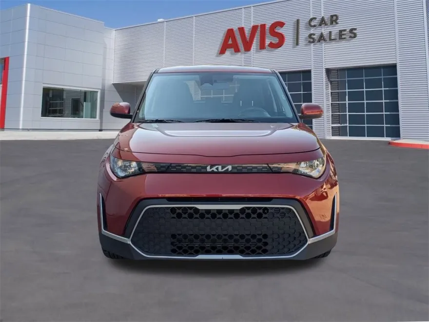 2024 Kia Soul LX photo 1